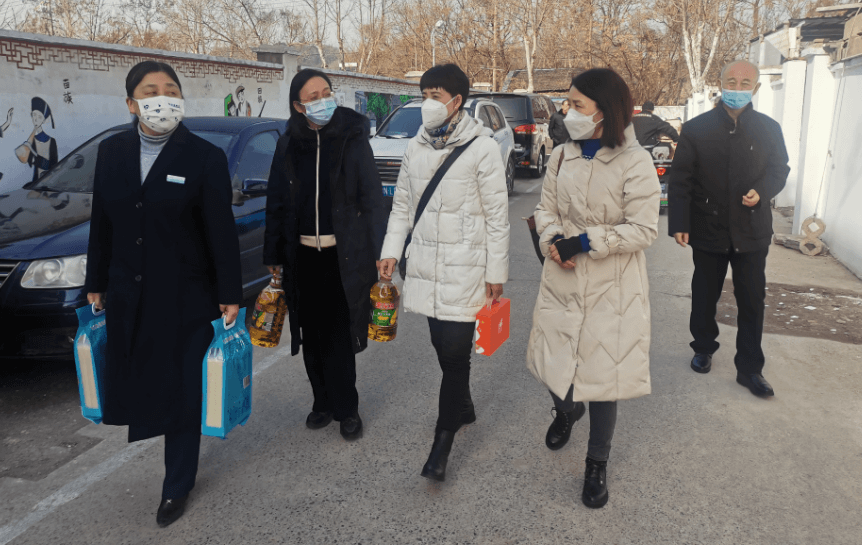 d80ef96b3c5b96beaf8e5f7a4d698f9